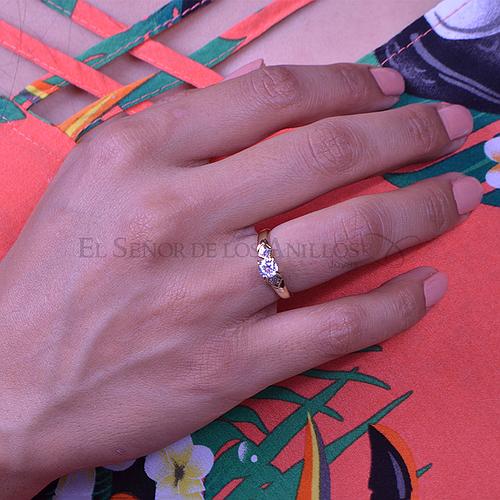 Anillo Solitario de Oro 750Ct.(Quilate) Italiano Con Circón Ref: 100106010