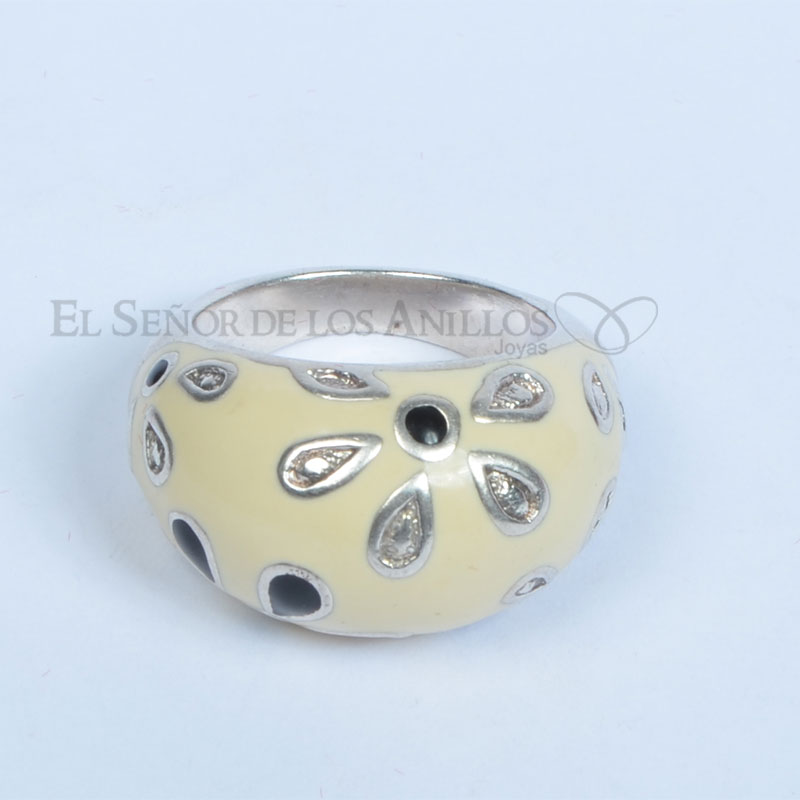 Anillo Fem. de Plata 925 Crema con Detalles de Flor - Ref.: 200104012