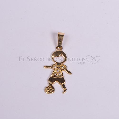 Medalla Fem. de Oro 18Ct.(Quilate) Niño c/pelota. Ref: 100102035